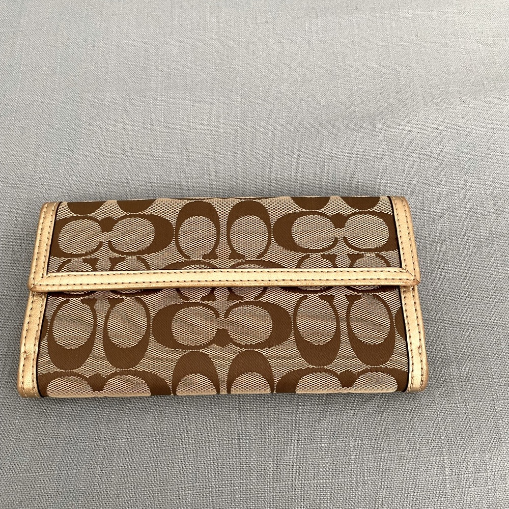 Coach wallet